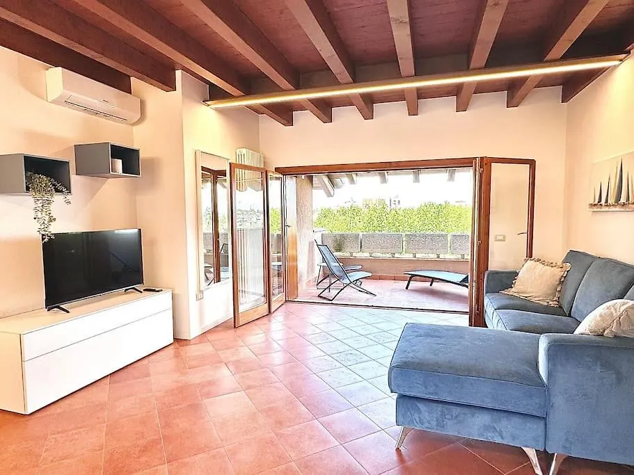 Attico Garibaldi Vista Lago Desenzano del Garda Apartment