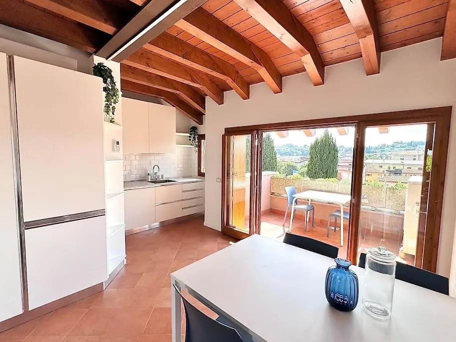 Attico Garibaldi Vista Lago Desenzano del Garda