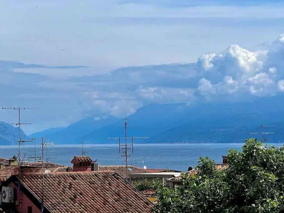 Attico Garibaldi Vista Lago Desenzano del Garda Italy